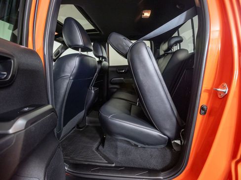 Used 2023 Toyota Tacoma 4x4 Double Cab image 28