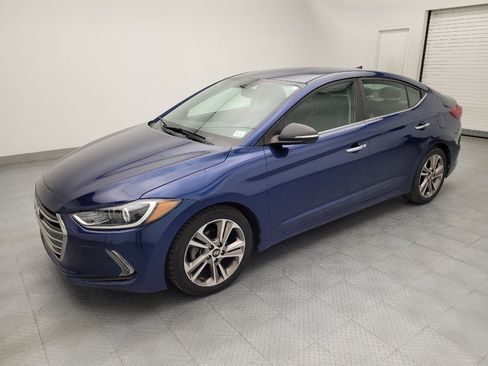 Used 2017 Hyundai Elantra Limited FWD image 2