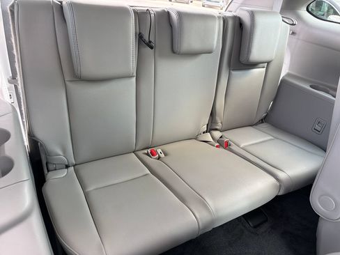 Used 2017 Toyota Highlander XLE FWD image 36