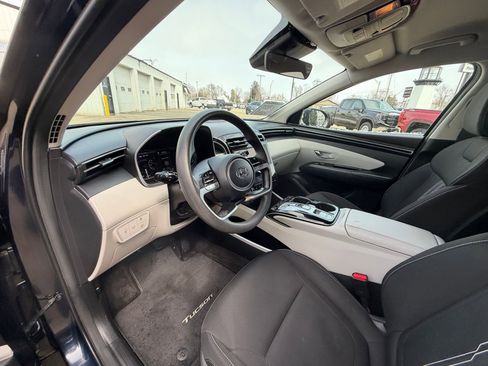 Used 2024 Hyundai Tucson Blue image 17