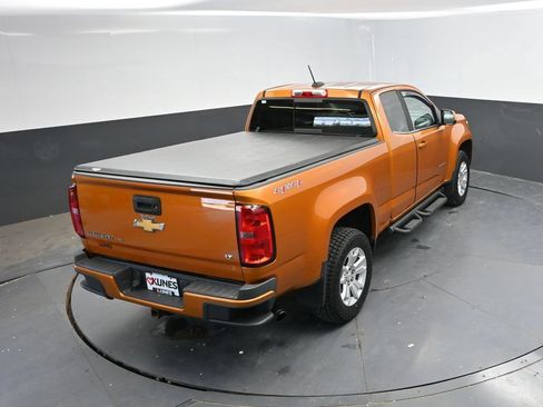 Used 2017 Chevrolet Colorado LT w/ LT Convenience Package AWD/4WD image 32