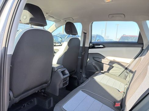 New 2026 Volkswagen Taos S image 12