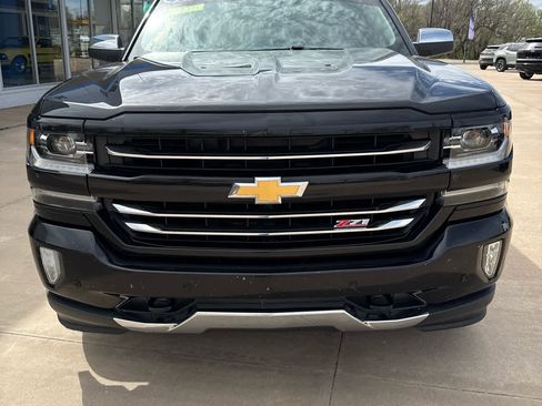 Used 2018 Chevrolet Silverado 1500 LTZ Z71 w/ LTZ Plus Package image 2
