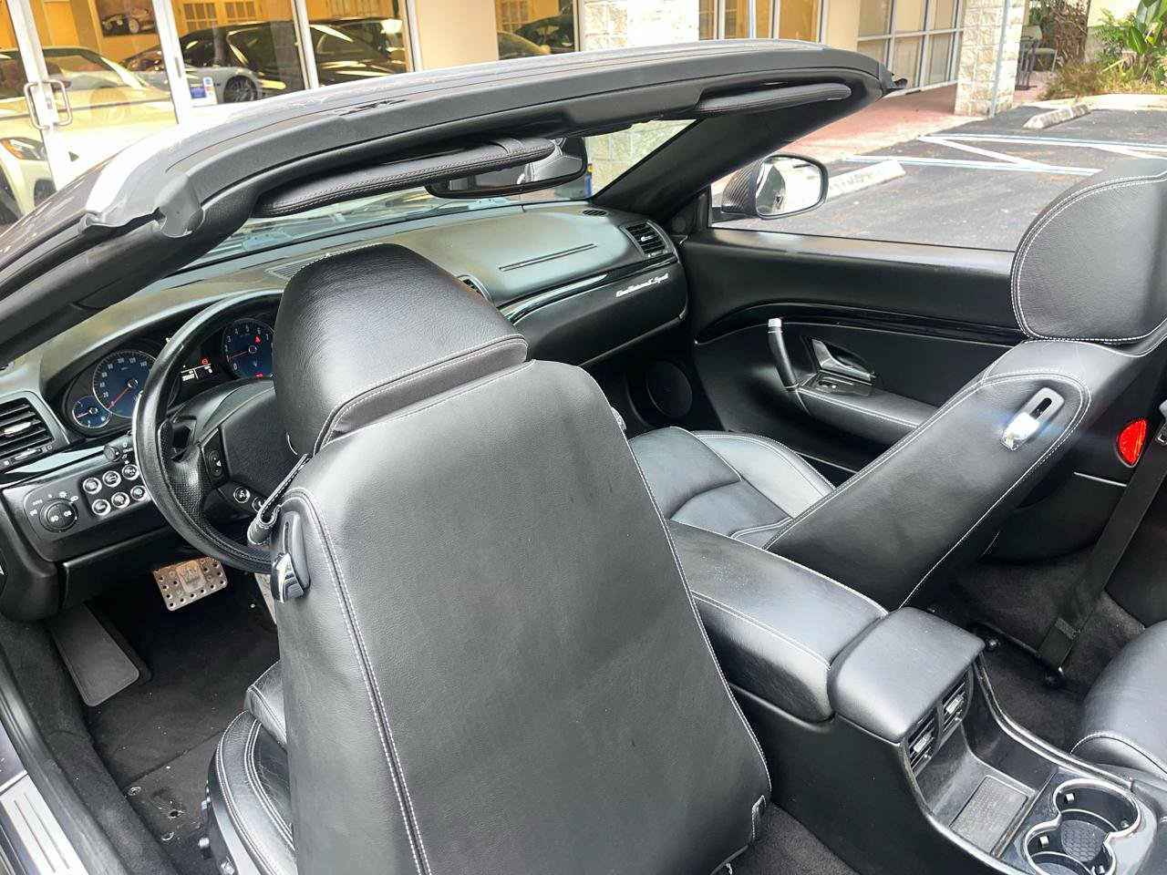 Used 2012 Maserati GranTurismo Sport RWD image 35