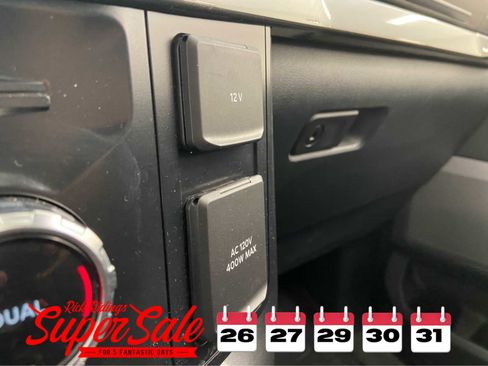 Used 2022 Ford F150 XLT w/ Equipment Group 302A High image 39
