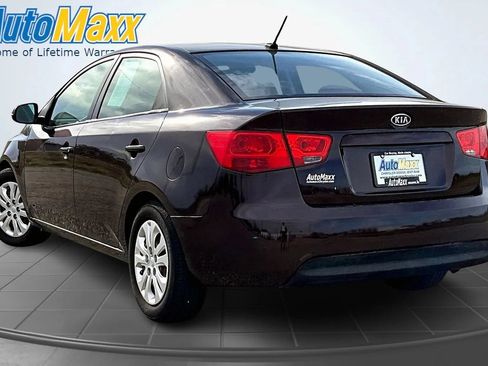 Used 2011 Kia Forte EX FWD image 4