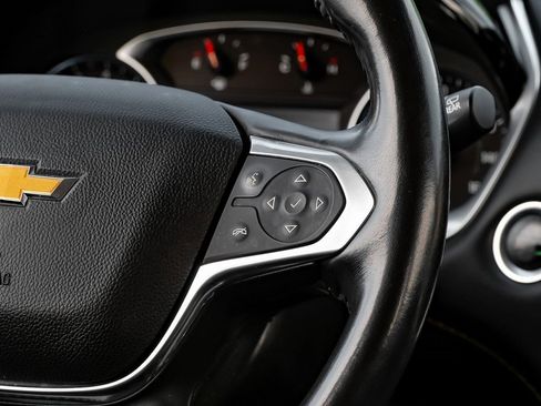 Used 2020 Chevrolet Traverse Premier image 20