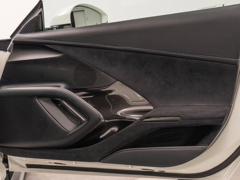 Used 2025 Ferrari 12Cilindri image 43