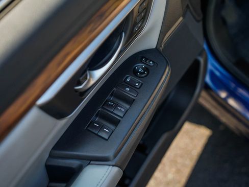 Used 2018 Honda CR-V EX-L image 10