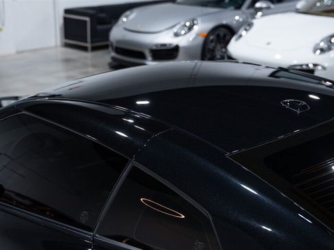 Used 2021 Nissan GT-R Premium AWD/4WD image 60