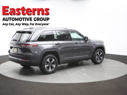 Used 2022 Jeep Grand Cherokee Limited 4xe w/ Luxury Tech Group II AWD/4WD image 46