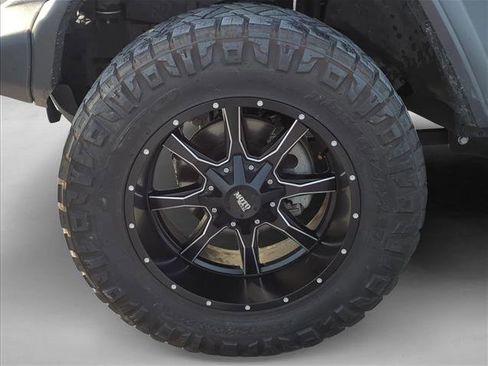 Used 2019 Jeep Wrangler Unlimited Sport S image 6