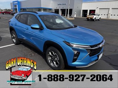 Used 2025 Chevrolet Trax LT w/ LT Convenience Package