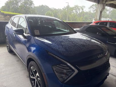 Used 2025 Kia Sportage EX