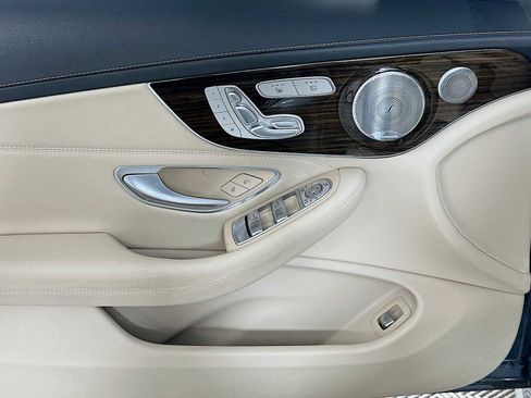 Used 2023 Mercedes-Benz C 300 Cabriolet image 11