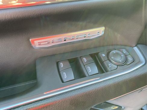 Certified 2024 GMC Sierra 1500 Denali AWD/4WD image 27