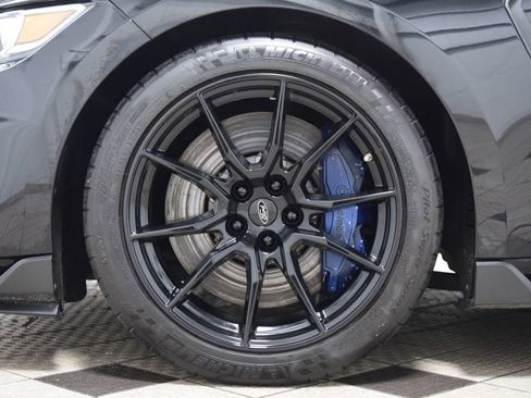Used 2020 Ford Mustang Shelby GT350 w/ Technology Package RWD image 28