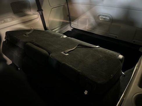 Used 2016 Dodge Grand Caravan SXT w/ Rear Park Assist Package image 12