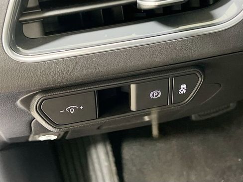 New 2025 Kia K4 GT-Line image 10