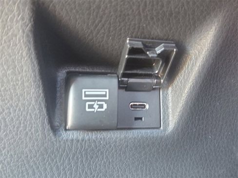 Used 2025 Toyota Camry XSE image 14