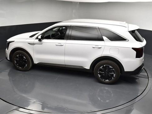Used 2026 Kia Sorento S FWD image 44
