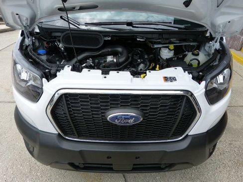 Used 2024 Ford Transit 250 Low Roof w/ Exterior Upgrade Package RWD image 9