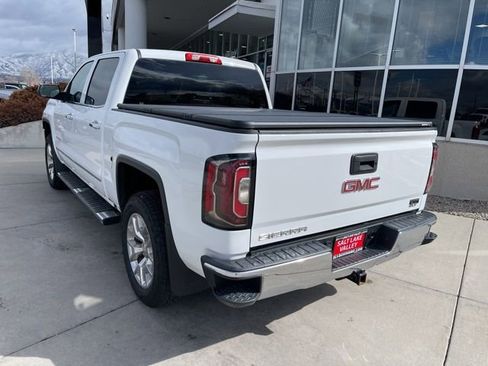 Used 2018 GMC Sierra 1500 SLT w/ SLT Premium Package image 5