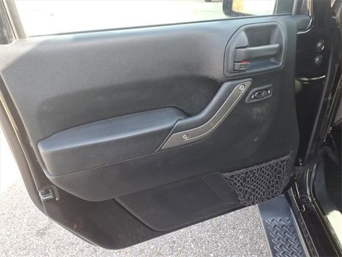 Used 2017 Jeep Wrangler Unlimited Sport w/ Quick Order Package 24S image 9