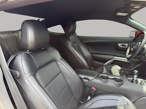 Used 2020 Ford Mustang GT Premium w/ Equipment Group 401A RWD image 28