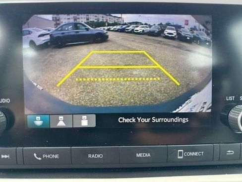 Used 2023 Honda HR-V LX image 10