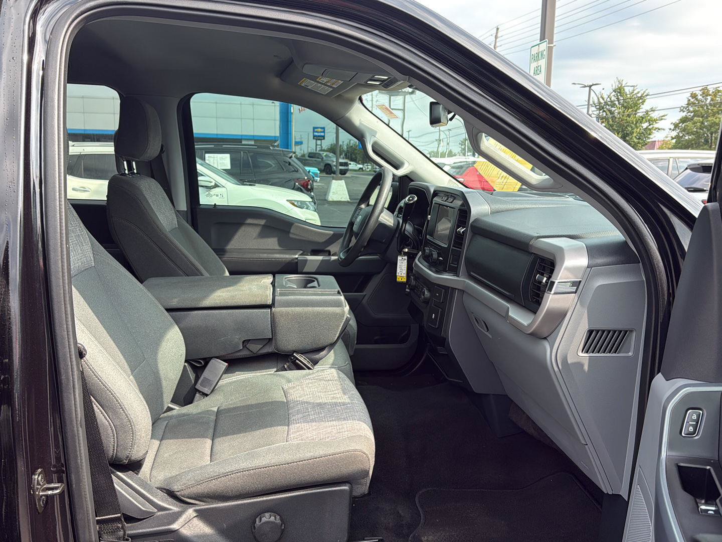 Used 2023 Ford F150 XLT AWD/4WD image 12