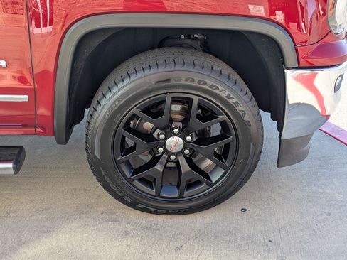 Used 2018 GMC Sierra 1500 SLT AWD/4WD image 13