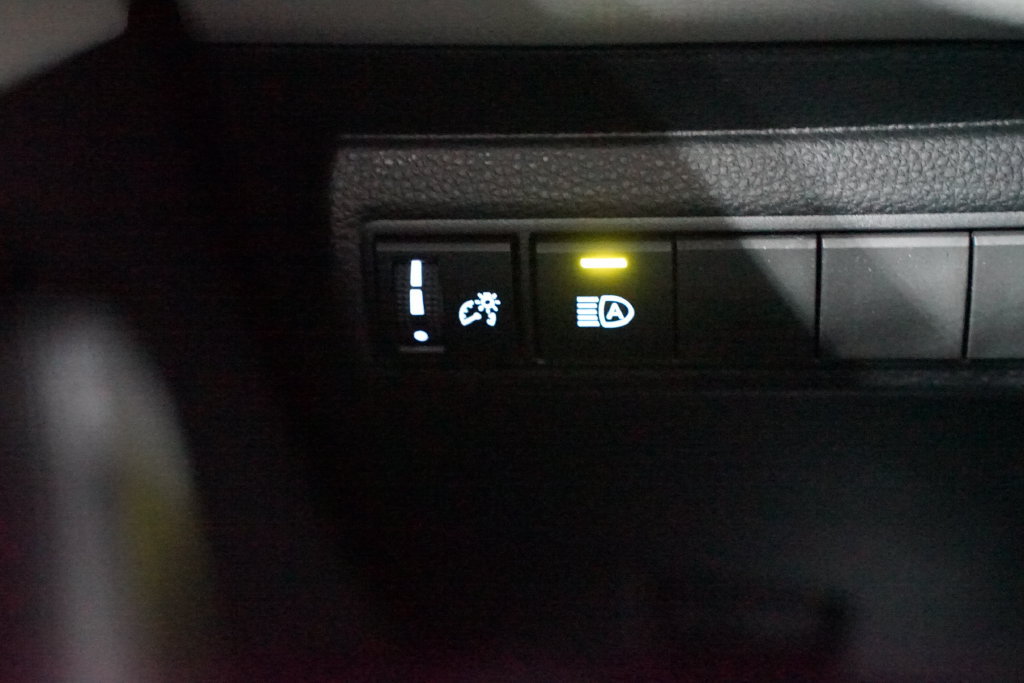 New 2027 Toyota Corolla LE FWD image 22