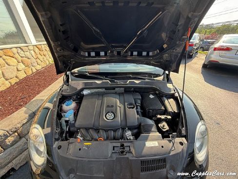 Used 2013 Volkswagen Beetle 2.5 image 20