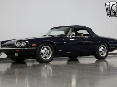 Used 1988 Jaguar XJS V12 Coupe image 24
