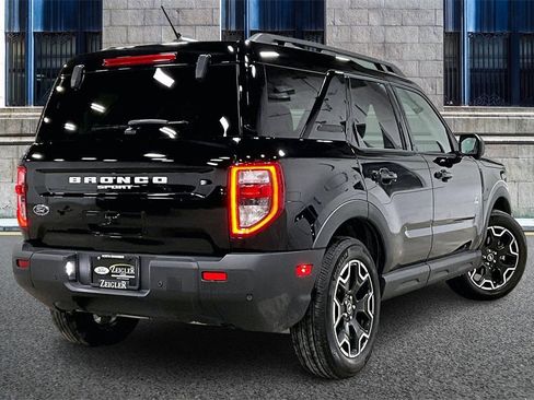 Certified 2025 Ford Bronco Sport Outer Banks w/ Outer Banks Tech Package+ image 11