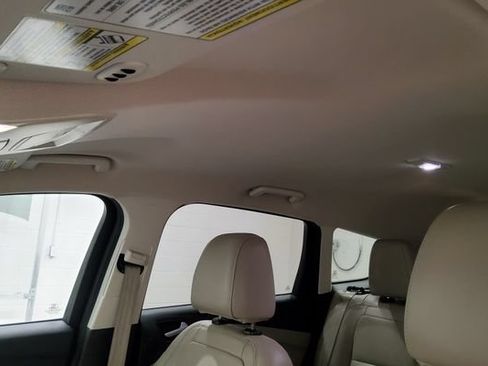 Used 2017 Ford Escape Titanium AWD/4WD image 35