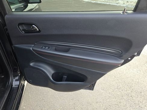 Used 2024 Dodge Durango GT image 8