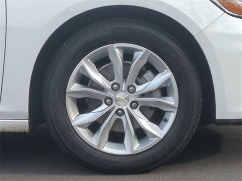 Used 2023 Chevrolet Malibu LT w/ Driver Confidence Package image 19