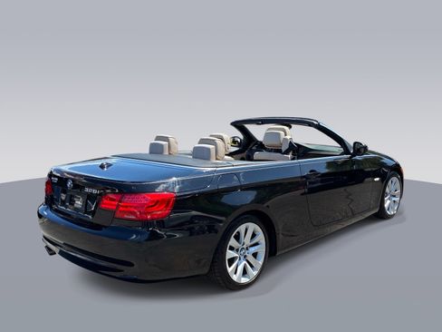 Used 2011 BMW 328i Convertible RWD image 7
