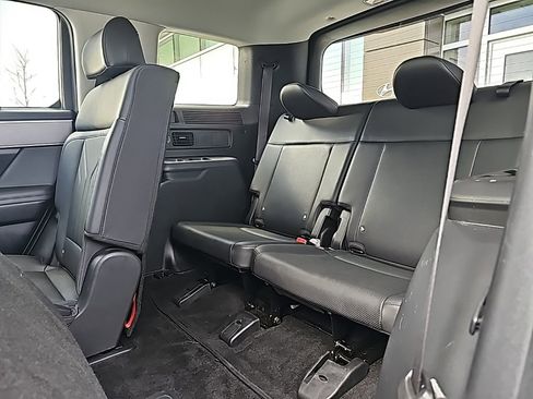 Certified 2025 Hyundai Santa Fe SEL image 32