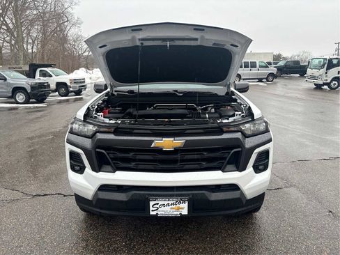Certified 2023 Chevrolet Colorado LT w/ LT Convenience Package image 12