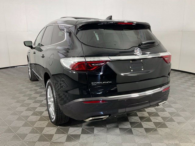 Used 2023 Buick Enclave Premium w/ Experience Buick Package AWD/4WD image 4