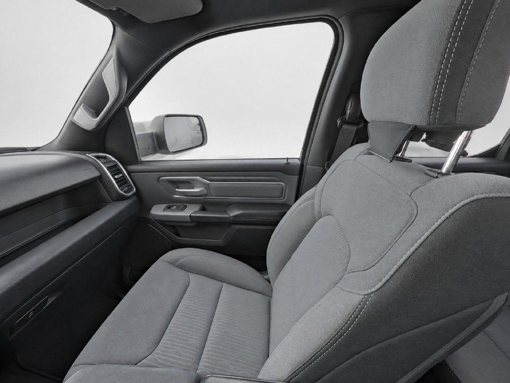 Used 2022 RAM 1500 Big Horn AWD/4WD image 29
