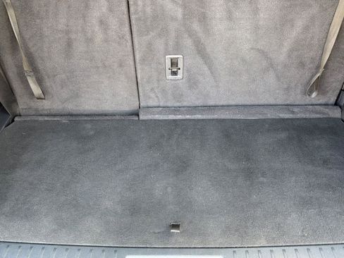 Used 2023 Toyota Highlander Limited image 18