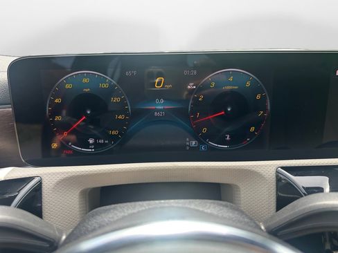 Used 2023 Mercedes-Benz CLA 250 4MATIC image 14