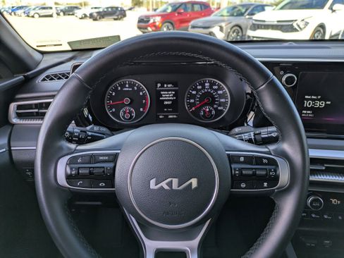 Used 2024 Kia K5 GT-Line w/ GT-Line Premium Package image 23