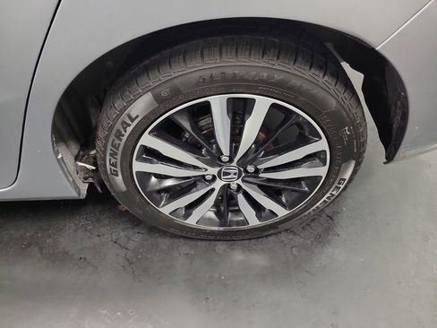 Used 2019 Honda Fit EX image 10