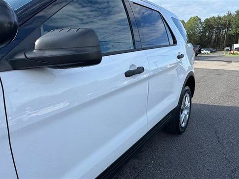 Used 2016 Ford Explorer 4WD Police Interceptor image 15