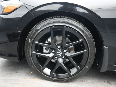 Used 2025 Honda Civic Sport image 47